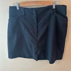 Nike Dri-Fit golf skort black built in short size 12